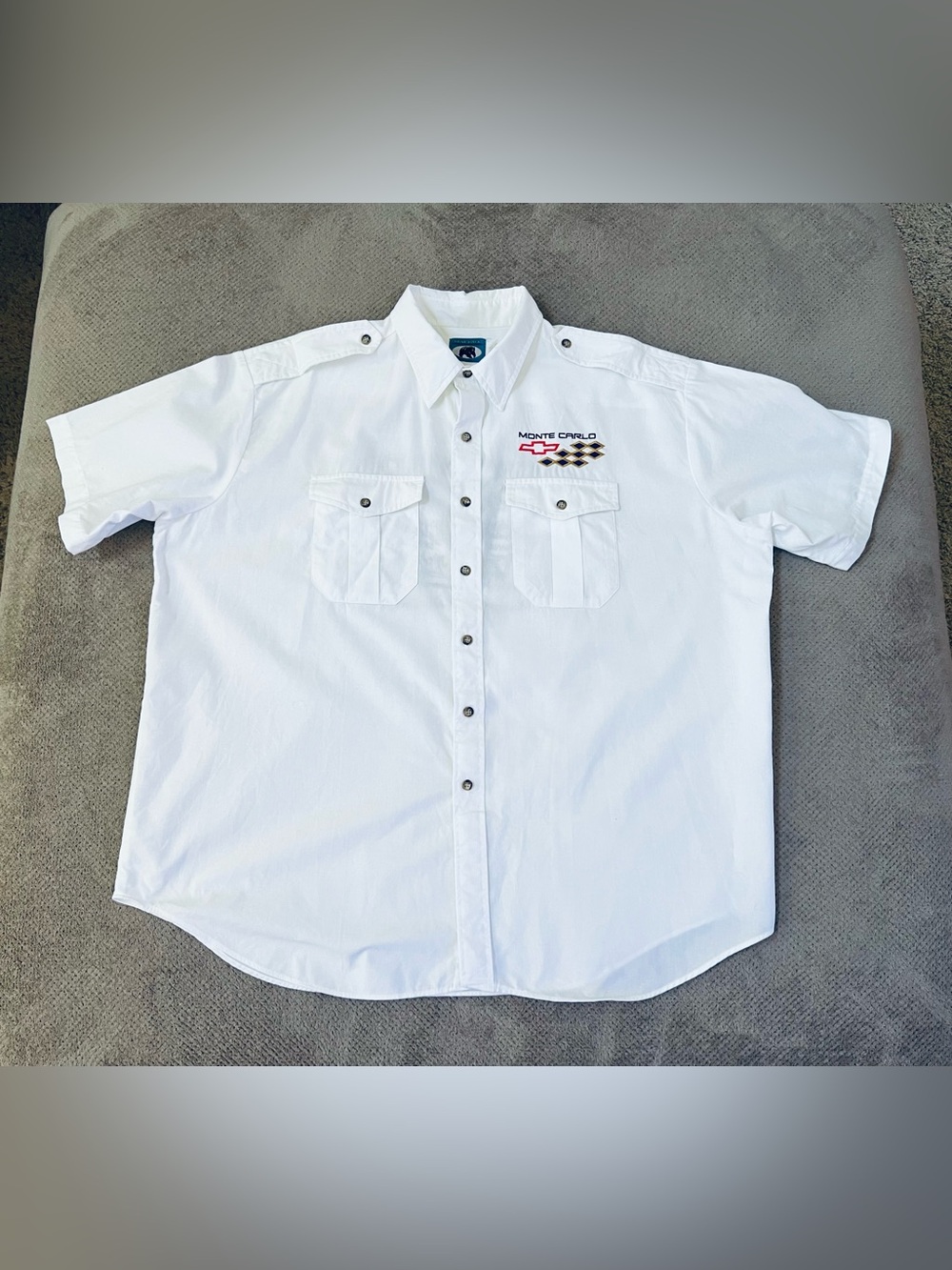 Bear Back Vtg NASCAR Brickyard Men’s XXL White Embroidered Button Front Shirt